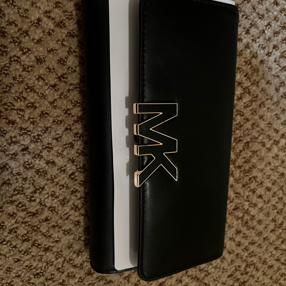 Michael Kors Black and Gold Card Holder